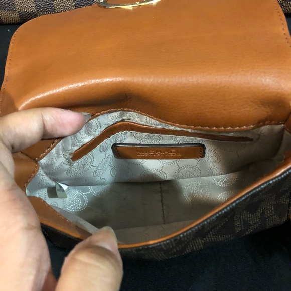 Michael Kors Crossbody Bag - Picture 3 of 3